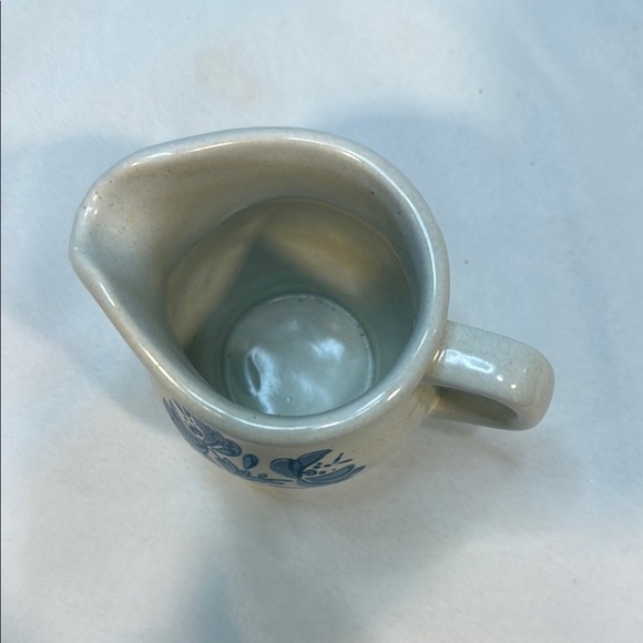 Vintage Pfaltzgraff Yorktowne 4.5" Creamer Pitcher 24Y USA Stoneware - Picture 4 of 8